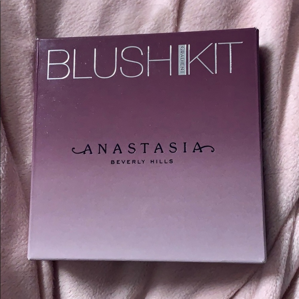 ABH Blush Kit
